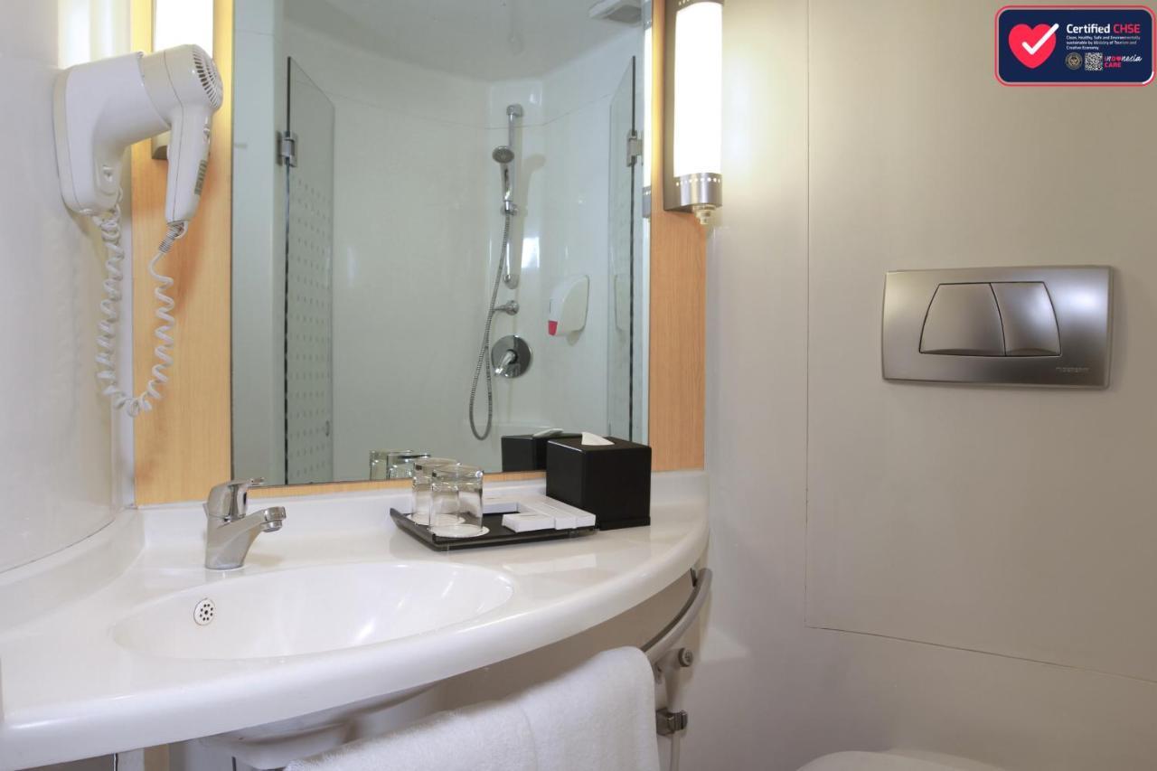 Swiss-Belinn Cawang Jakarta Eksteriør bilde