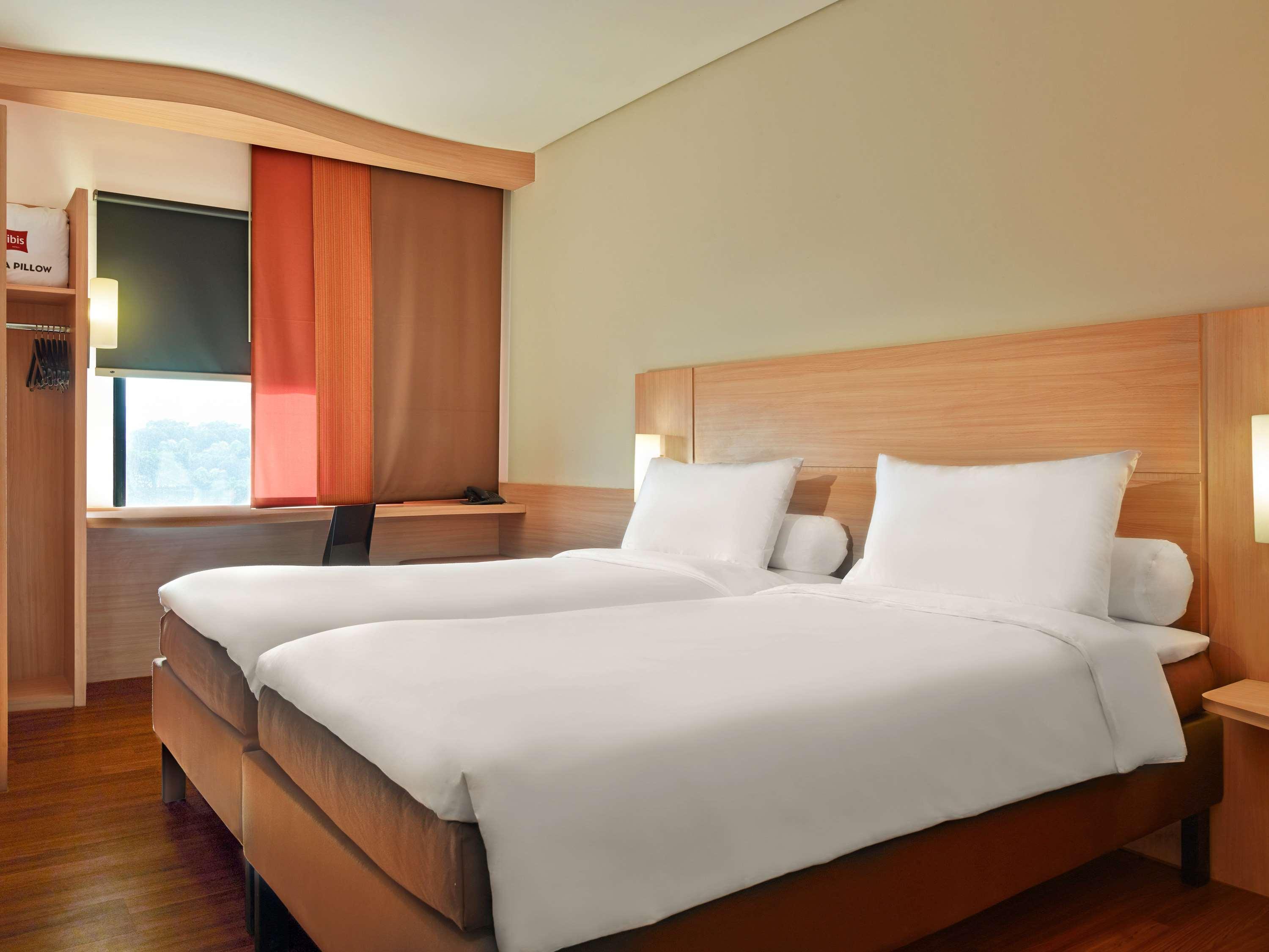 Swiss-Belinn Cawang Jakarta Eksteriør bilde