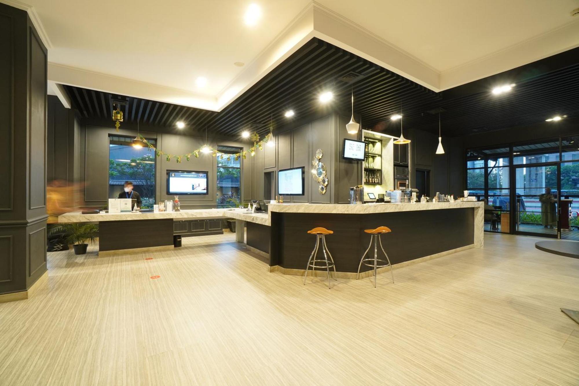 Swiss-Belinn Cawang Jakarta Eksteriør bilde
